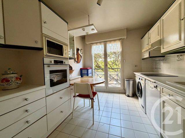 Appartement F5 à vendre - 5 pièces - 108.26 m2 - POISSY - 78 - ILE-DE-FRANCE - Century 21 Clé De Seine
