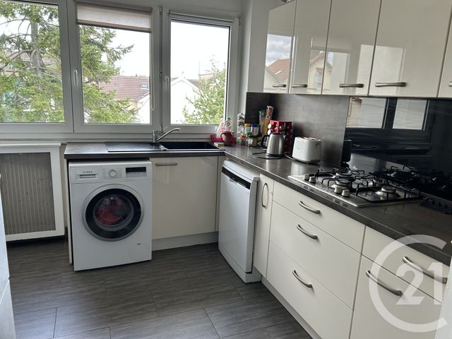 Appartement à vendre - 4 pièces - 82.58 m2 - POISSY - 78 - ILE-DE-FRANCE - Century 21 Clé De Seine