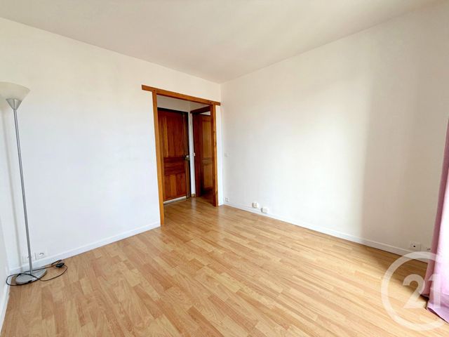 Appartement F2 à vendre - 2 pièces - 39.0 m2 - POISSY - 78 - ILE-DE-FRANCE - Century 21 Clé De Seine