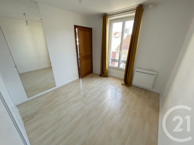 Appartement F2 à vendre - 2 pièces - 39.0 m2 - POISSY - 78 - ILE-DE-FRANCE - Century 21 Clé De Seine